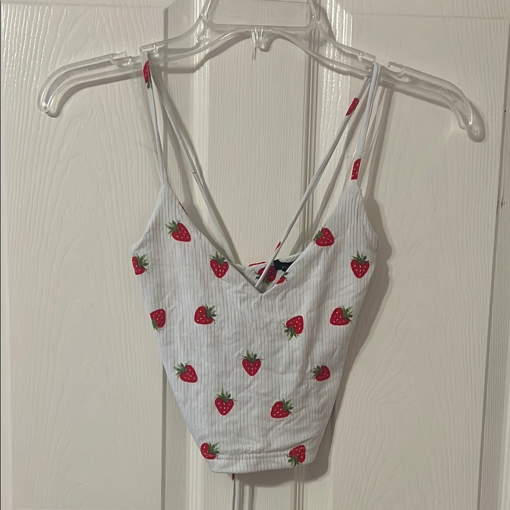 SHEIN White Cropped Camisole with V-Neck and Strawberries